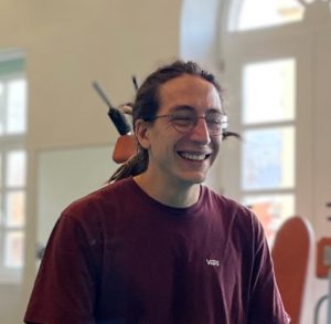 LQ